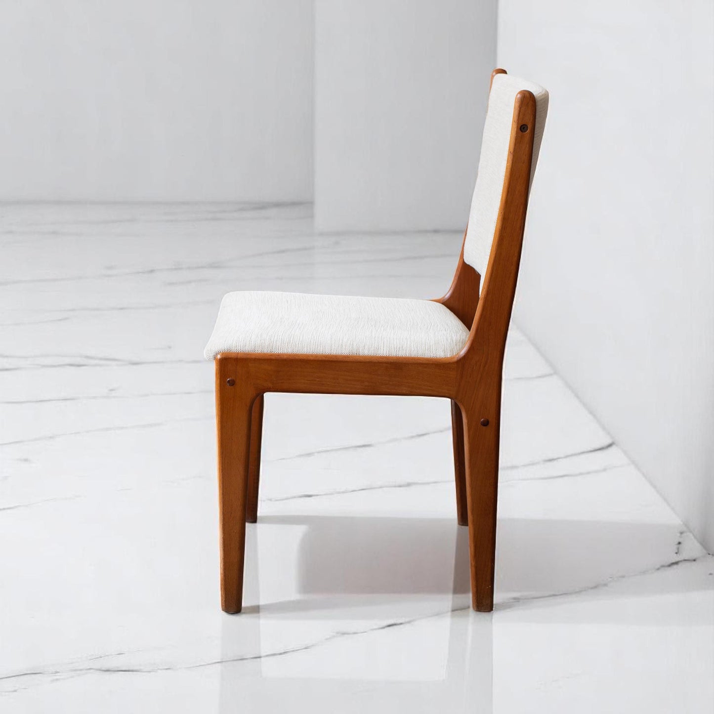 Set of 4 Mid-Century Modern Teak Dining Chairs by Johannes Andersen for Uldum Møbelfabrik